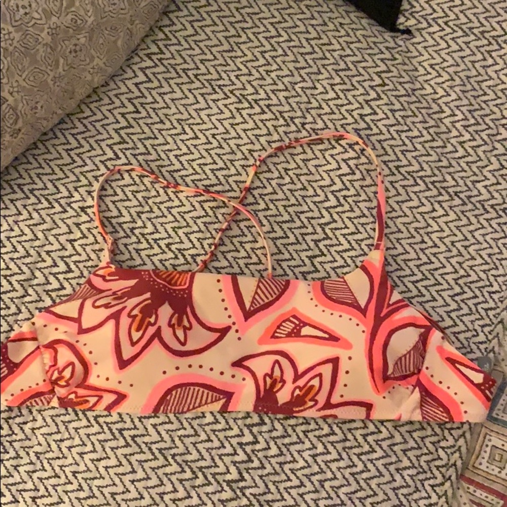 Arie bathing suit top